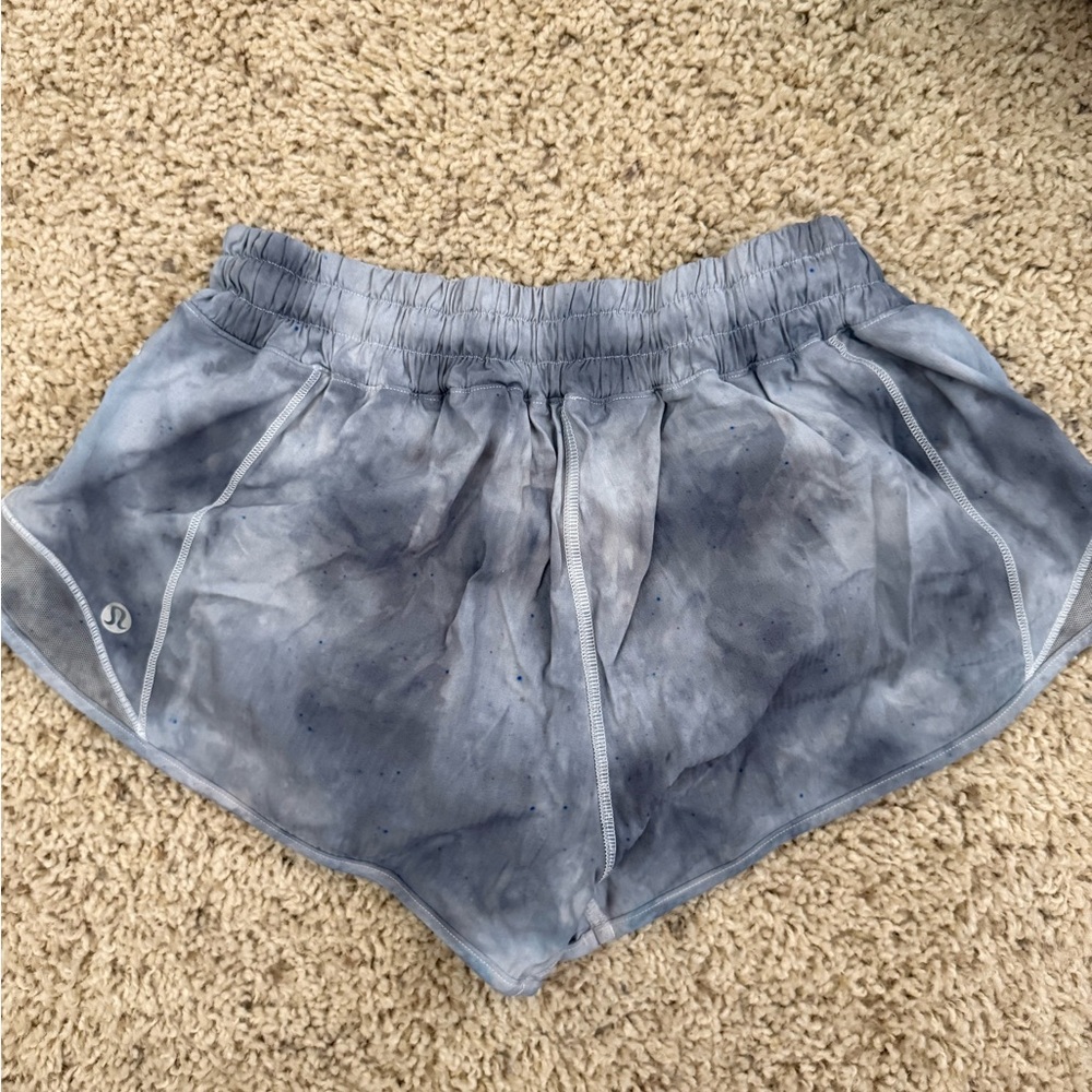 Lululemon Hotty Hot Low Rise 2.5” Purple Gray Athletic Shorts - Size 4